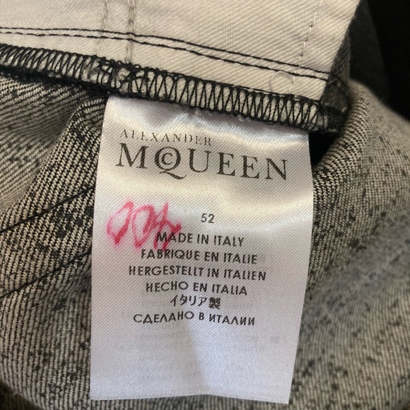 ALEXANDER MCQUEEN SIZE 52 EU Made in Italy. - Picture 11 of 12
